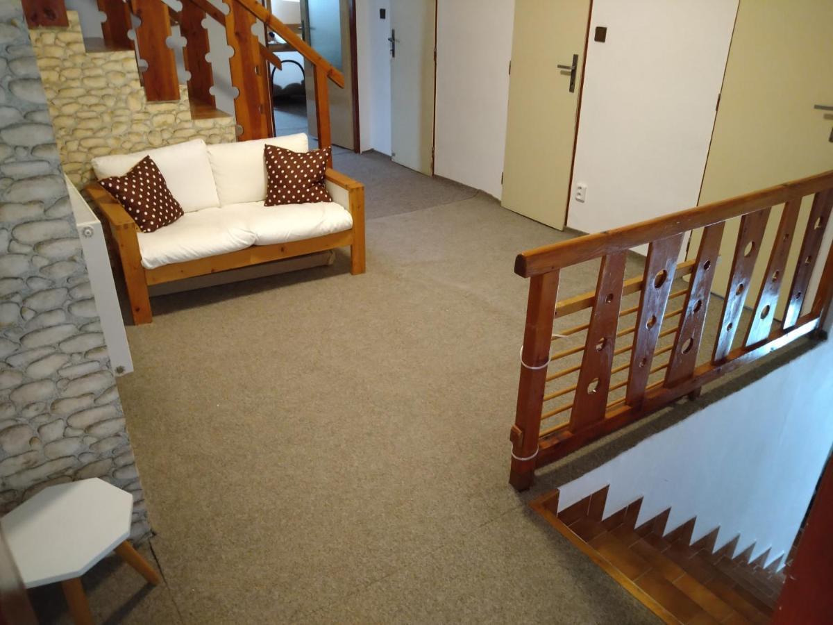 Apartman U Cechu アルブレフティツェ・フ・イゼルスキーフ・ホラーフ エクステリア 写真